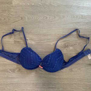 blue bra